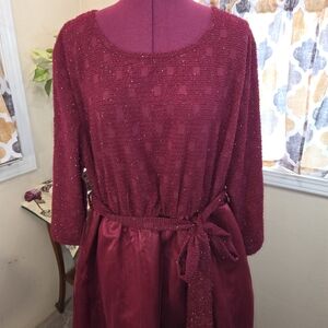 NWT BloomChic Deep Burgandy Textured Sparkly Midi Dress. Size 18-20. OOCP